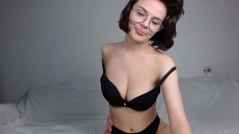 JunneWers online show from 01-09-25, 05:11