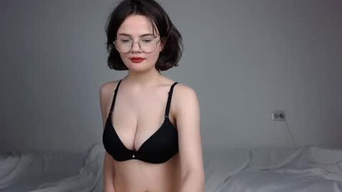 JunneWers online show from 02-18-25, 09:20