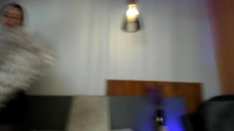 Jupiter Fox online show from 04-17-26, 12:02