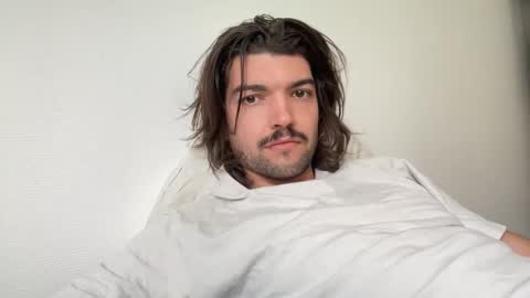 just_a_guy_with_a_big_cock online show from 06-08-26, 08:48