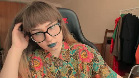 Nika and Mark online show from 04-07-26, 07:53