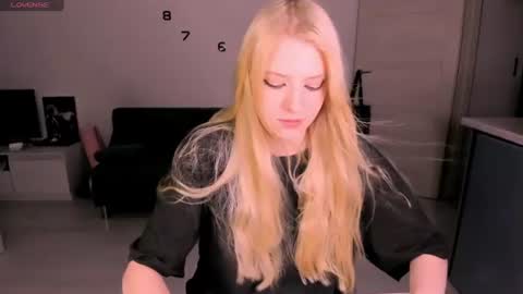 Snapshot of just_jessy_meow chatting on 07-28-26, 07:50 JESSY online show from 07-28-26, 07:50