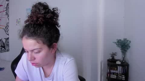 Snapshot of just_katiex chatting on 03-17-26, 05:05 Sofia online show from 03-17-26, 05:05