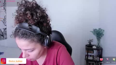 Snapshot of just_katiex chatting on 03-19-26, 03:38 Sofia online show from 03-19-26, 03:38