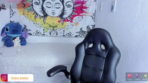 Snapshot of just_katiex chatting on 03-30-26, 10:22 Sofia online show from 03-30-26, 10:22