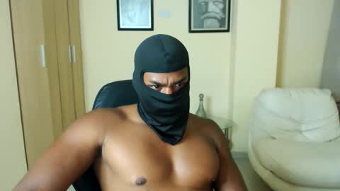 justin__lebron_ online show from 04-20-26, 08:43