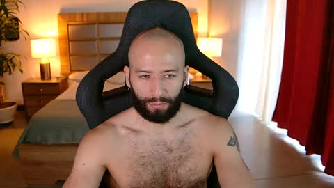 Snapshot of justin_hton chatting on 06-07-26, 02:54 Justin online show from 06-07-26, 02:54