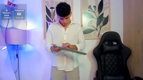 justin_payn14 online show from 04-30-26, 03:02