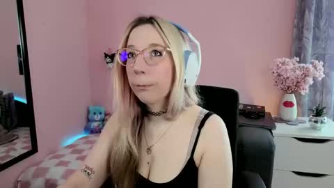 Snapshot of justkerryx chatting on 03-19-26, 08:29 Kerry online show from 03-19-26, 08:29