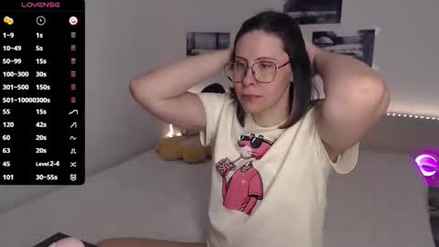 Julie online show from 04-07-26, 04:02