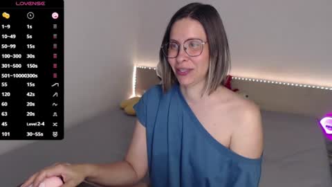 Snapshot of justmexy7 chatting on 06-23-26, 04:05 Julie online show from 06-23-26, 04:05