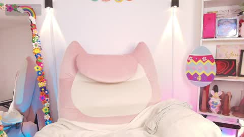 Emy online show from 04-02-26, 01:25