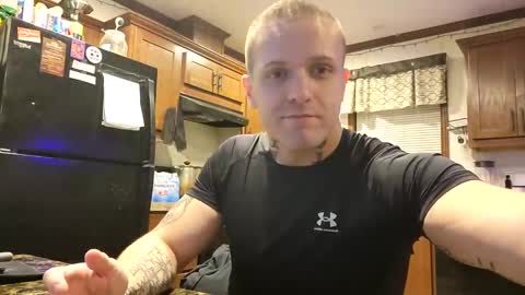 Snapshot of justus0624 chatting on 10-22-25, 02:45 justus0624 online show from 10-22-25, 02:45