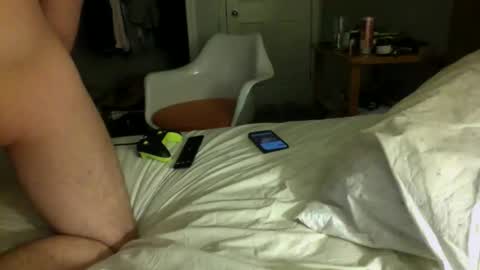 Snapshot of jwill10000 chatting on 01-19-26, 12:36 J and Sugar snap pea online show from 01-19-26, 12:36