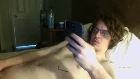 Snapshot of jwill10000 chatting on 02-21-26, 08:26 J and Sugar snap pea online show from 02-21-26, 08:26