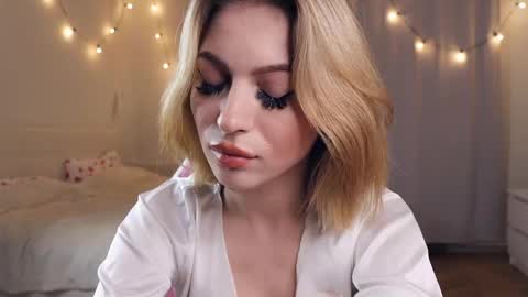 Sinikka online show from 03-06-25, 07:43