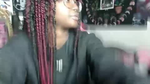 Aki Kim online show from 01-09-26, 05:37