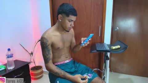 Snapshot of k_florez chatting on 02-15-26, 09:11 k_florez online show from 02-15-26, 09:11