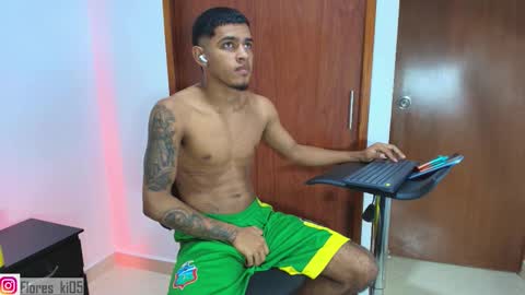 Snapshot of k_florez chatting on 02-22-26, 07:23 k_florez online show from 02-22-26, 07:23