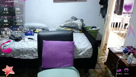 Snapshot of kaarlaa_ chatting on 06-07-26, 04:44 Karla online show from 06-07-26, 04:44