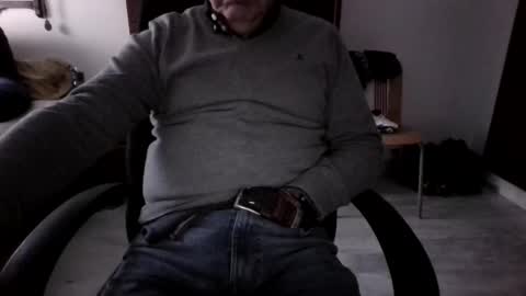 Snapshot of kaarmaa chatting on 02-09-26, 05:06 kaarmaa online show from 02-09-26, 05:06