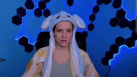 kaela_spell_ online show from 01-05-26, 08:01