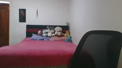 KAHELIINDEPENDENT MODEL online show from 02-07-26, 05:05