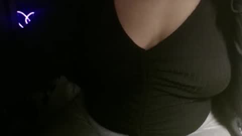 Snapshot of kai_rayne chatting on 01-06-26, 11:58 Kai online show from 01-06-26, 11:58