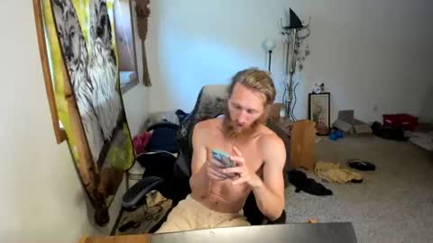 Snapshot of kaiku77 chatting on 06-11-26, 05:33 Kaiku77 online show from 06-11-26, 05:33