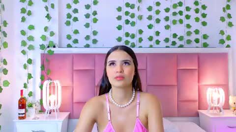 Snapshot of kaily_sweet1 chatting on 07-17-26, 11:28 kelly online show from 07-17-26, 11:28
