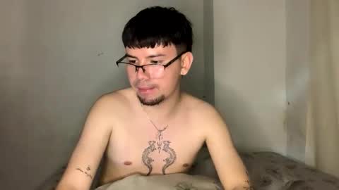 Snapshot of kaistein1 chatting on 04-16-26, 02:01 kai online show from 04-16-26, 02:01