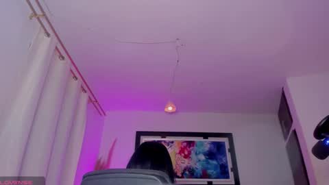 kaitlinsmith online show from 05-23-26, 09:19
