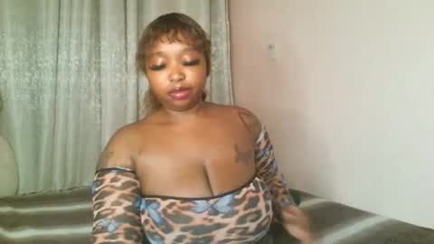 Snapshot of kakey_love chatting on 06-18-26, 07:52 kakey love online show from 06-18-26, 07:52