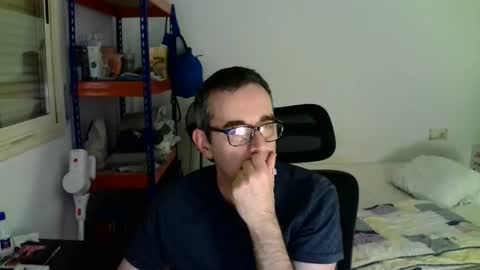 Snapshot of kalem48 chatting on 01-16-26, 07:18 MusicMen49 online show from 01-16-26, 07:18