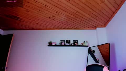 Kali Ka Please help me with your thumbs up its important   dont forget my birthday on October 26 online show from 05-24-26, 04:34