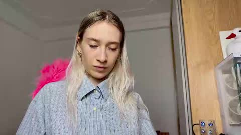 Snapshot of kali_the_goddess chatting on 10-24-25, 02:57 kali_the_goddess online show from 10-24-25, 02:57