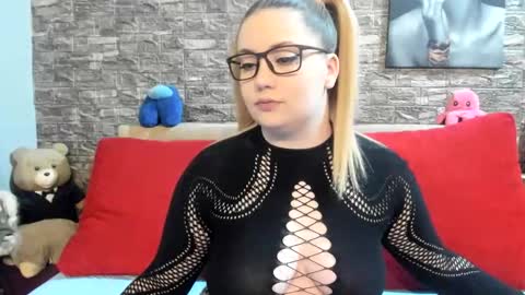 Snapshot of kalindahot chatting on 02-19-26, 08:05 kalindahot online show from 02-19-26, 08:05