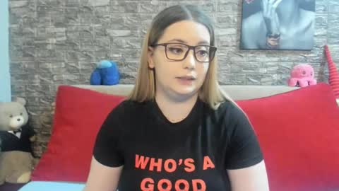 Snapshot of kalindahot chatting on 04-02-26, 06:05 kalindahot online show from 04-02-26, 06:05