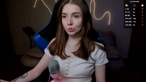 Snapshot of kami_mur chatting on 03-12-25, 07:06 Kami mur online show from 03-12-25, 07:06