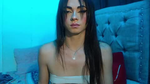 CAMILA SANTAMARIA online show from 06-04-26, 11:00
