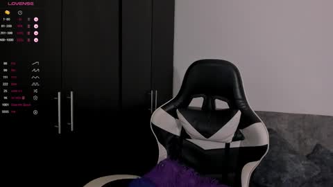 Ask me online show from 03-26-26, 05:57