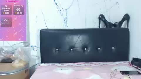 Paola online show from 03-26-26, 04:12