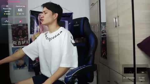 Snapshot of kanekixxxhot chatting on 02-07-26, 01:26 andres online show from 02-07-26, 01:26