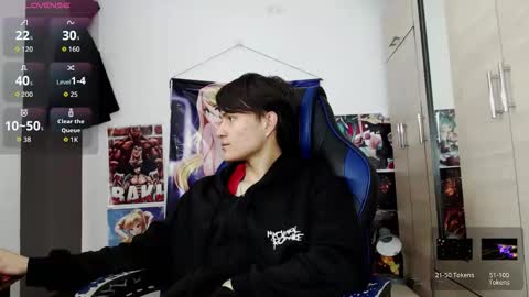 Snapshot of kanekixxxhot chatting on 02-15-26, 12:58 andres online show from 02-15-26, 12:58