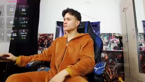 Snapshot of kanekixxxhot chatting on 03-27-26, 10:37 andres online show from 03-27-26, 10:37