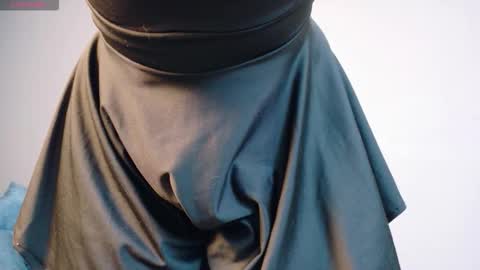 Snapshot of karen_brave chatting on 03-06-26, 11:23 karen online show from 03-06-26, 11:23