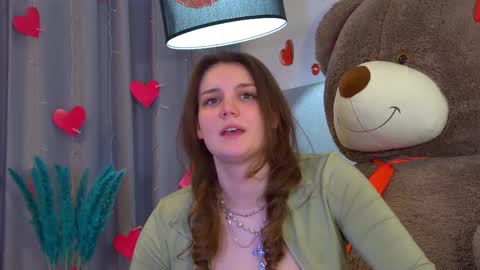 Snapshot of karenclarks chatting on 02-07-26, 06:50 Karen online show from 02-07-26, 06:50