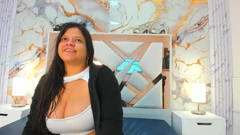 Snapshot of karina_analdeep chatting on 04-28-26, 07:52 Karina analDeep online show from 04-28-26, 07:52