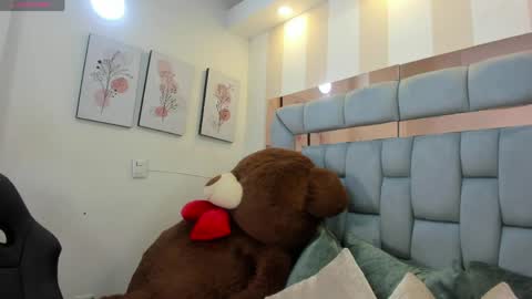 Karina online show from 05-12-26, 05:21