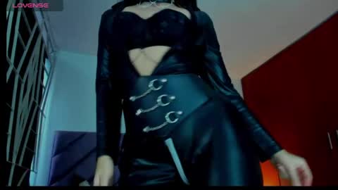 Snapshot of karinna__raven chatting on 05-23-26, 10:03 KARINNA RAVEN online show from 05-23-26, 10:03